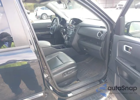 2014 Honda Pilot Touring z USA, uszkodzony, nr VIN 5FNYF4H9XEB046276